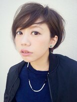 ディー(dee)&nbsp;dee 透けるカーキアッシュ×小顔ショート