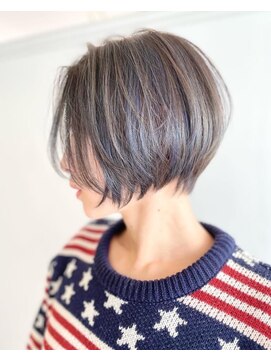 レブルーム(rebloom) 白髪ぼかしカラー&ハンサムショート