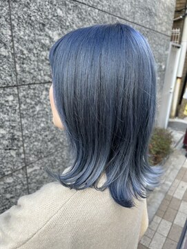 ヘアサロン プラス アーティスタ(hair salon + artista) ブルーアッシュカラー♪