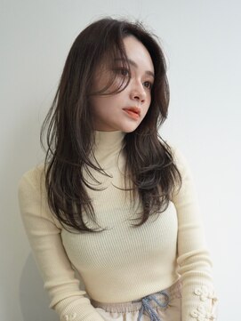 ロルド シェリ(Rold Cheri) レイヤーカット/韓国ヘア/くびれヘア/チョコレートブラウン