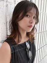 ロエム(Loem)&nbsp;小顔前髪ありミディアムレイヤー