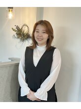 コス(kos)&nbsp;塚田 恵里奈