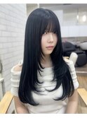 ダークグレー×レイヤーカット/暗めカラー
