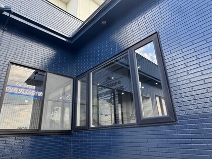 ニューデイズ(NEWDAYS)の写真