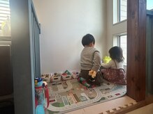 ヒナタ(hinata)の雰囲気（小さなキッズスペース♪）