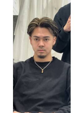 レボ 片町店(Revo) 海外風スタイルで大人気！バレイヤージュ風ハイライト！