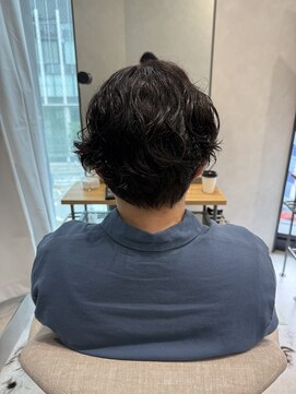 クラッチ 梅田茶屋町店(CLUTCH) くせ毛を活かすカット/髪質改善/美髪カラー【大阪/梅田】