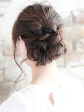 レガーミ(Legami) ☆外国人風シニヨン☆