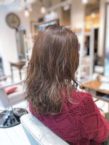 フローラビューティーヘアー(Flora Beauty Hair)&nbsp;ルーズウェーブで脱力系スタイル/20代/30代/40代/50代/岡山/表町