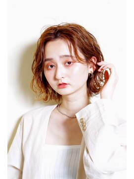 クシュ 所沢西口プロぺ通り(kusyu... ) ペールベージュセクションカラーグラデーションカラー外ハネボブ