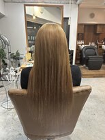 フツーロ 栄(FUTURO) プルエクステ