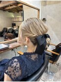 星華,ホワイトブロンド,小顔,ヘアアレンジ,ヘアセット