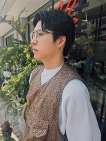 イル(ill) メンズショート　センターパート　パーマ