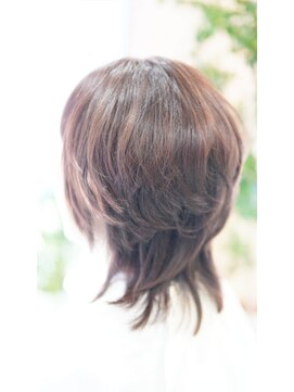 ネス(NESS) アッシュベージュなハイライトウルフ64