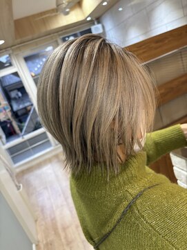 ループ(LOOP) ショートウルフ+シャドウルーツ