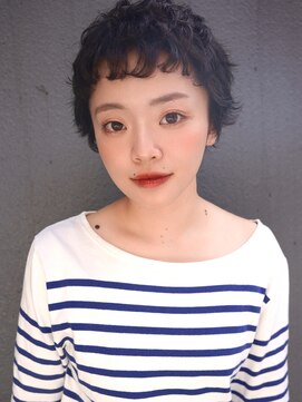 ブゾン(buZon) 【buZon高田馬場】大人ベリーショート×黒髪くせ毛質感