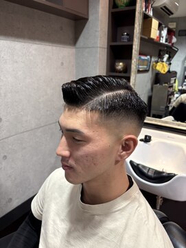 グロウヘアワークス(grow hair works) サイドパート