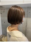 丸みボブでコンパクトでタイトに！ショートボブ