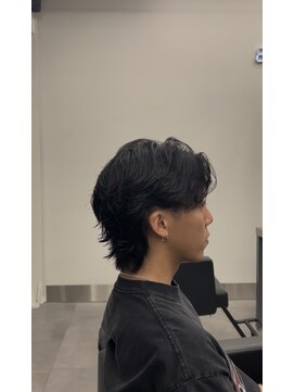 ノイセル 心斎橋(Noisyle) MEN’S/リバースセンターパート/ニュアンスパーマ/心斎橋S