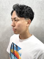 グラビートーキョー(GRABY tokyo) 色気を引き出す 波打ちパーマ×サイドパート