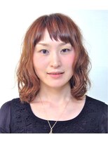 レーザ(reza HM)&nbsp;短めバングのウェービーミディー