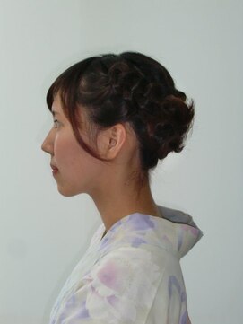 スターカット 編み込みアップ