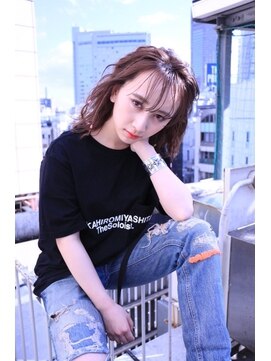 ヘアサロンM 新宿 鎖骨ミディアム☆