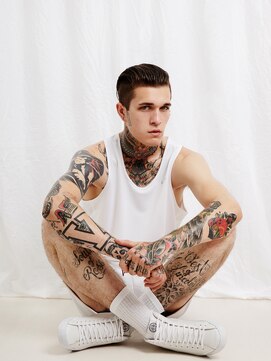 アンドインク(&inc) 30代/40代ビジネスショートメンズ麻布十番刈上げセンターパート