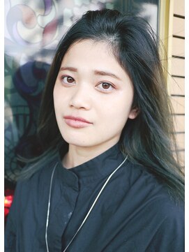 ランプヘアー(LAMP HAIR) 透明感スモーキーアッシュナチュラルストレート20代30代