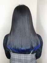 モルニ(MORNI)&nbsp;すそカラー_マロンベージュ Aラインボブ かきあげ