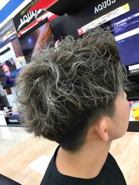 スタジオシオン(studio SHION) ツイスト