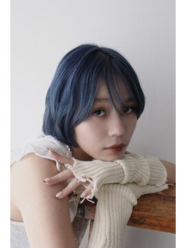 フェリア ファム 桃山台(FERIA fam) ブルーシルバー×ショートボブ