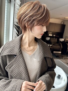 バンプ ギンザ(BUMP GINZA) 30代/40代/50代・絶壁解消・小顔前下がりショートボブ【中村】