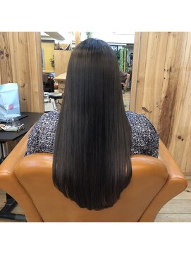 エルムトウキョウ(ELM Tokyo) 髪質改善トリートメントの艶髪ロング