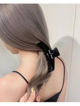 リンドトウキョウ ウメダ(LINDO TOKYO) ベージュ/ホワイト/グレー