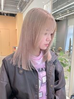 ユーリ(JUURI)&nbsp;ホワイトベージュ /ホワイトブロンド/ ベージュ / ミディアム