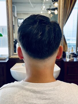 グレイスフルバーバーロンドン 大宮店(Graceful Barber London) 【20代 男性】ロンドンカジュアルフェード（大宮/バーバー）