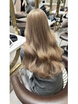 ロンド レア 天神大名店(Lond Le’a) イヤリングカラー/外ハネボブ /ワイドバング/レイヤーボブ