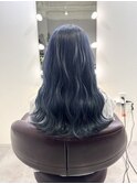 ブルー