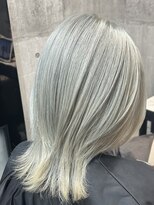 ピリオド 赤坂(Period.)&nbsp;ショートホワイトブロンドカラー上級髪質改善 赤坂見附