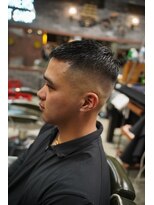 フォーコーナーズカットショップスリーセント 栄(FourCornersCutShop 3/cent)&nbsp;フェードショート