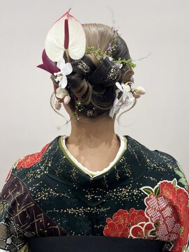 グランマッシュ(GRANMASH) タイトアップ