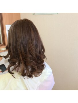 美容室ポケット ミディアムレイヤー