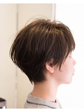 ヘアー ガーデン ロータス Hair Garden Lotus 襟足スッキリのショートボブ