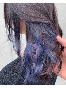 エッジ 下北沢(edge.) edge.下北沢　インナーカラー　ブルーアッシュ　担当相場