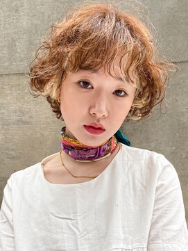 ピークアブー 銀座並木通り(PEEK-A-BOO) 【デザインカラー】ショートボブ×リッジパーマ×インナーカラー