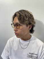 波巻きスパイラルパーマ刈り上げツーブロック