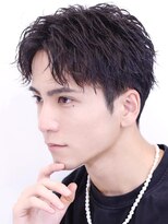 リップス 池袋(LIPPS)&nbsp;刈り上げツーブロック　ツイストセンターパート