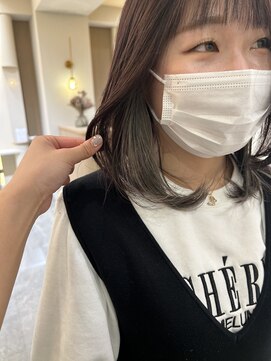 ウインナーヴィジョン 栄 久屋大通店(WINNER VISION) 推し色インナーカラー/ミディアムレイヤー