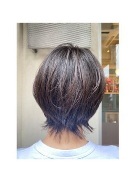 バサ 久米川店(BASSA) 大人ウルフショートボブ/質感再整カラー